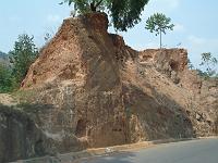  Because of the massive exploitation of soil for clay excavation, such sceens of erosion are everywhere in Burundi. Not only that. Fast growing population is in need of more food. Hence, more lands are being cultivated for harvesting resulting in deforestation and soil erosion.